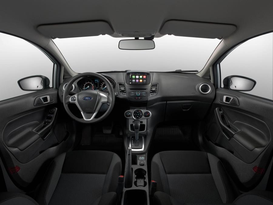 Торпедо Ford Fiesta Style 2017 года  (LA) (фото 11 из 21)